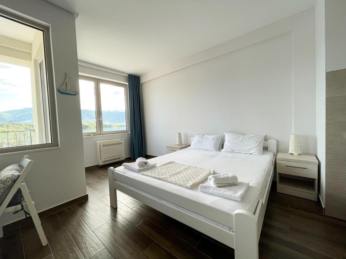 Apartments Maestral 티바트 외부 사진