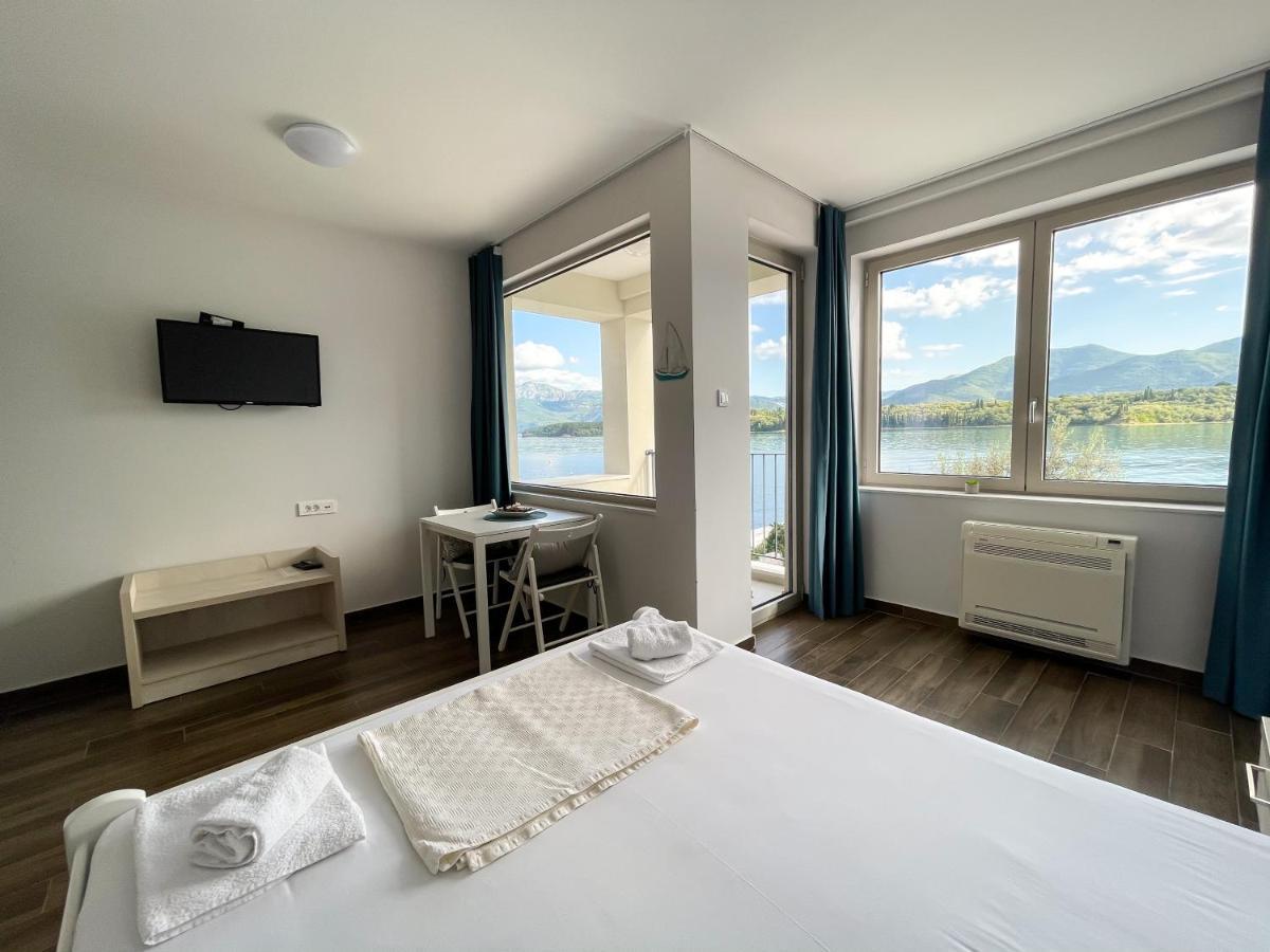 Apartments Maestral 티바트 외부 사진