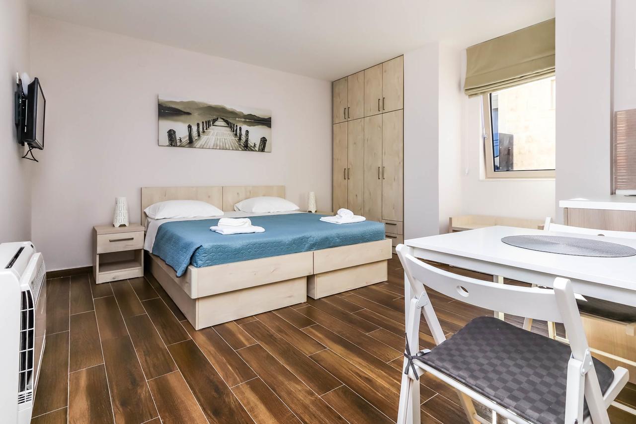 Apartments Maestral 티바트 외부 사진