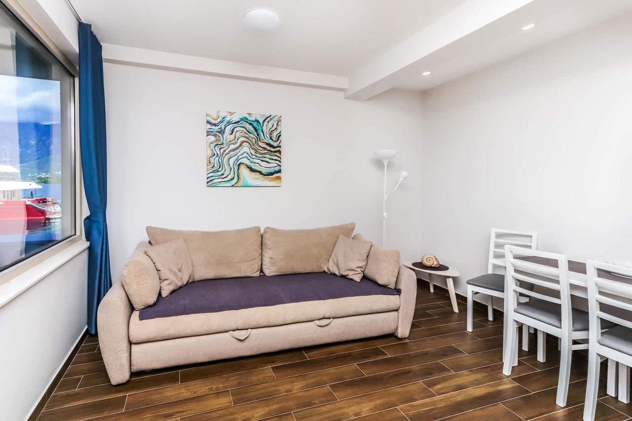 Apartments Maestral 티바트 외부 사진